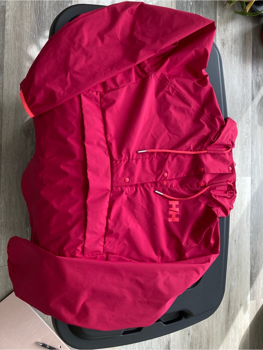 Helly Hansen Women’s Raspberry Hooded Rain Anorak Jacket